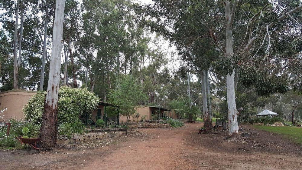 Country Cottages Of Bridgetown Exterior foto